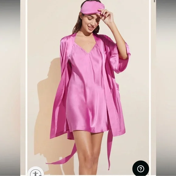 Inez Washable Silk Short Robe in Italian Rose S - Picture 2 of 4